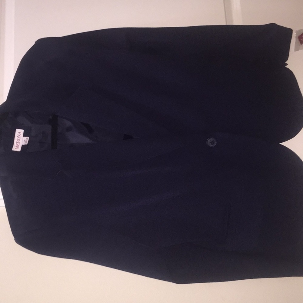 Navy women’s blazer never worn tags still attached